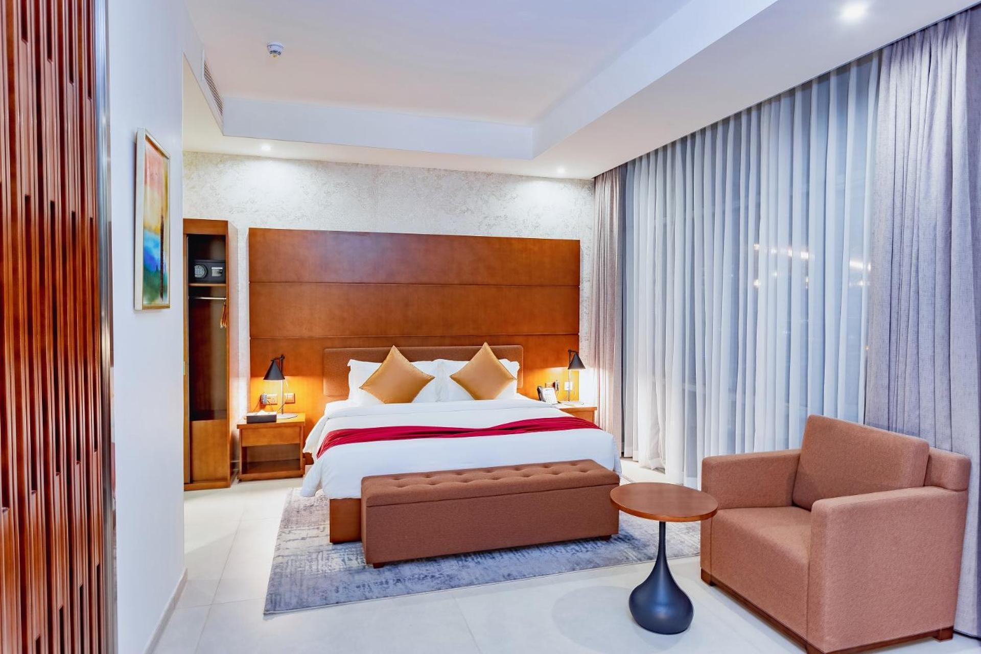 Alisa Hotel 테마 외부 사진